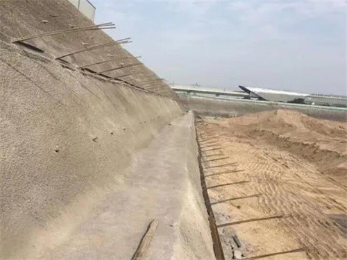 兴城河道边坡加固